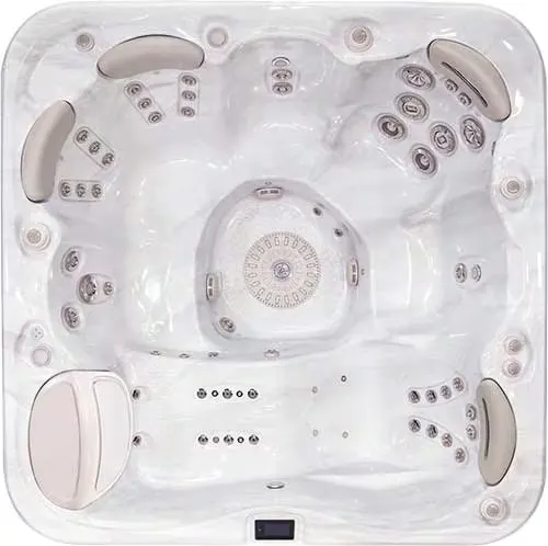 679 Self-Cleaning Hot Tub