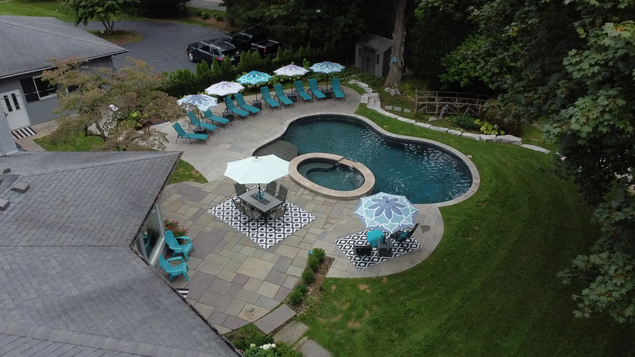 Beninati Pools – option image