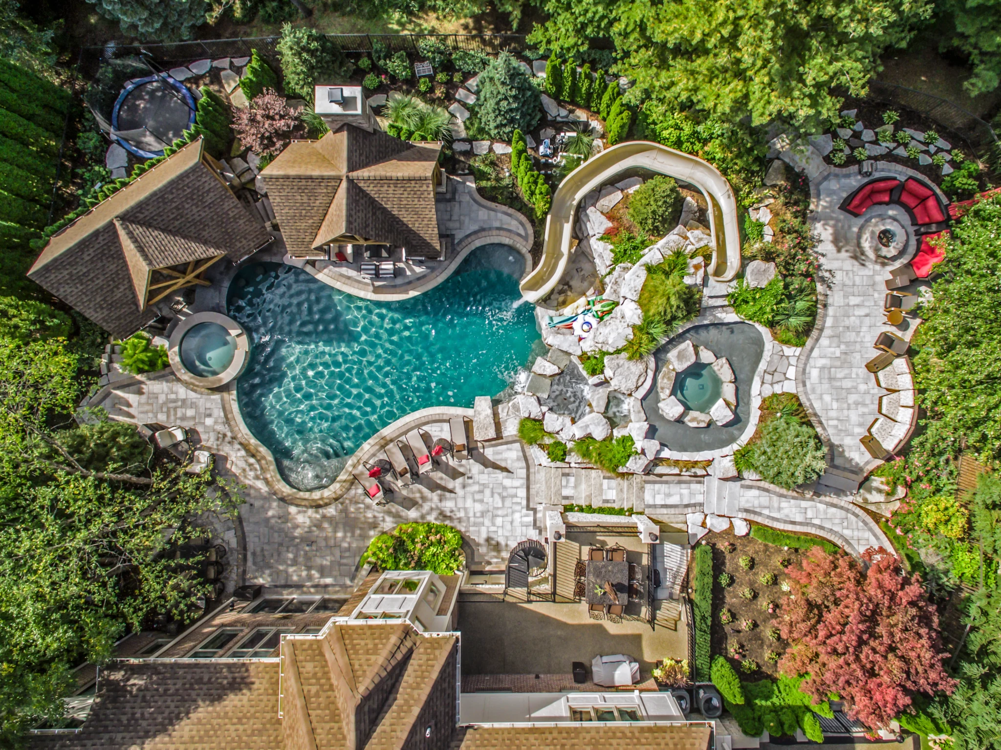 Beninati Pools – option image